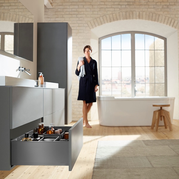 Legrabox grey drawer by CENTRO! Discover our collection!